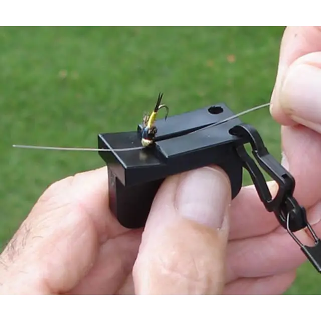 Headwaters Outfitters Outdoor Adventures Magnetic fly threader Magnetic fly threader